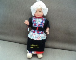 10'' COSTUME BISQUE FACE ORIGINAL DUTCH HOLLAND DOLL ''ARUBA'',TAG